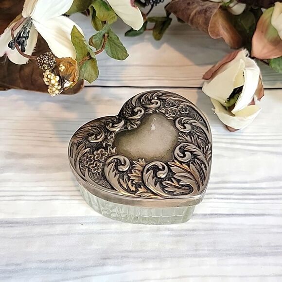 Godinger Victorian Bouquets vintage 1989 crystal heart-shaped trinket box - Picture 1 of 8